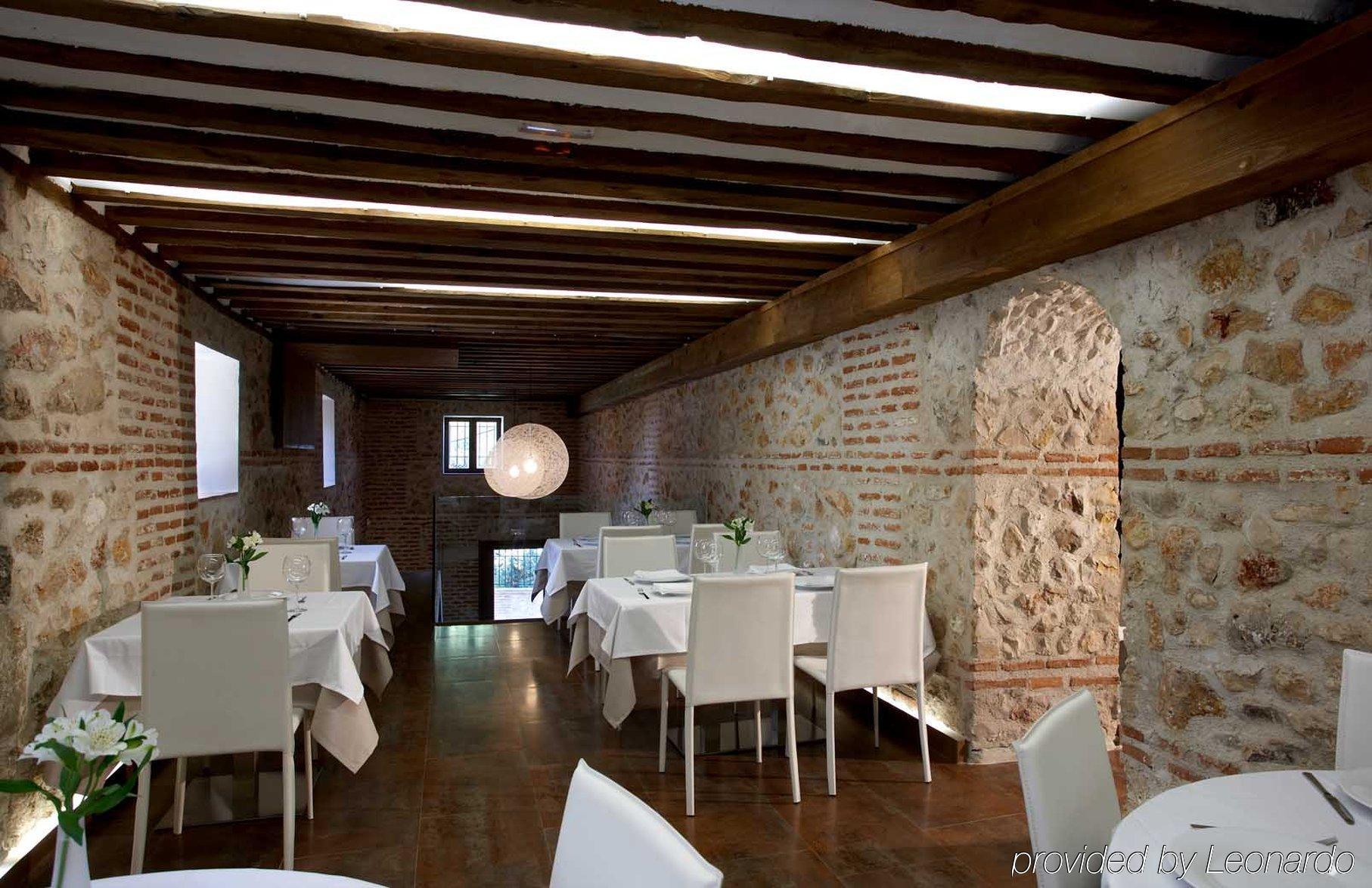 罗马教皇酒店 Santos De La Humosa 餐厅 照片